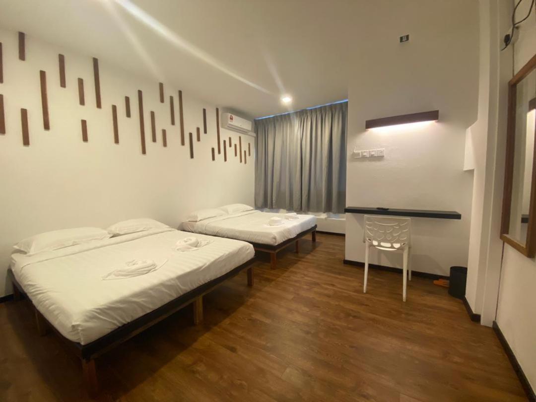 Kuching Hotel Extérieur photo