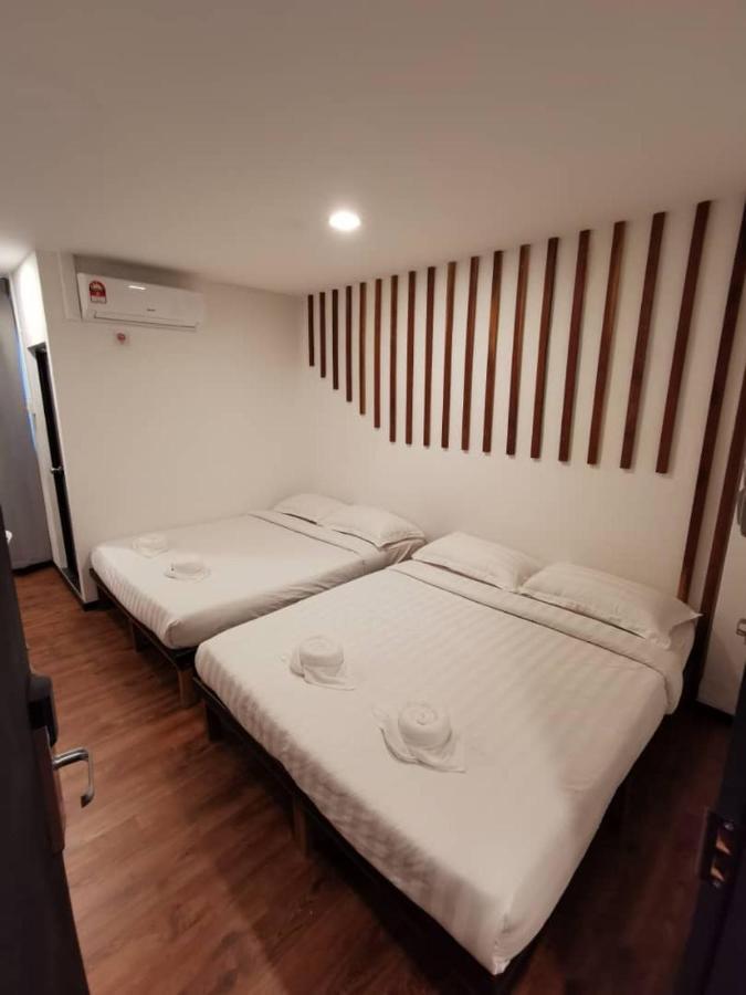 Kuching Hotel Extérieur photo
